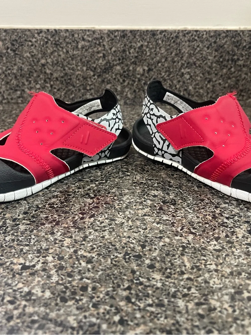 JORDAN FLARE SANDAL TD 'GIRAFFE' Toddler Shoes Size 9C